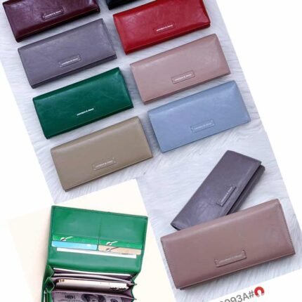 Portfel  z zapięciem na klapkę