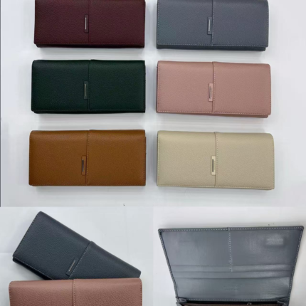 Portfel  z zapięciem na klapkę